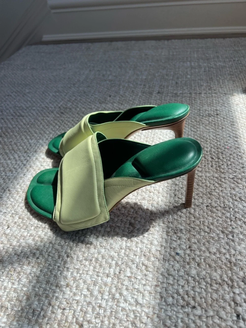 Jacquemus Aqua leather lules 38 brand new - Picture 3 of 6